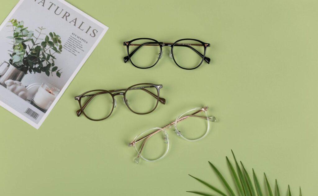 Detailed analysis of technical and performance features in modern eyewear, including materials, lens technology, and durability.